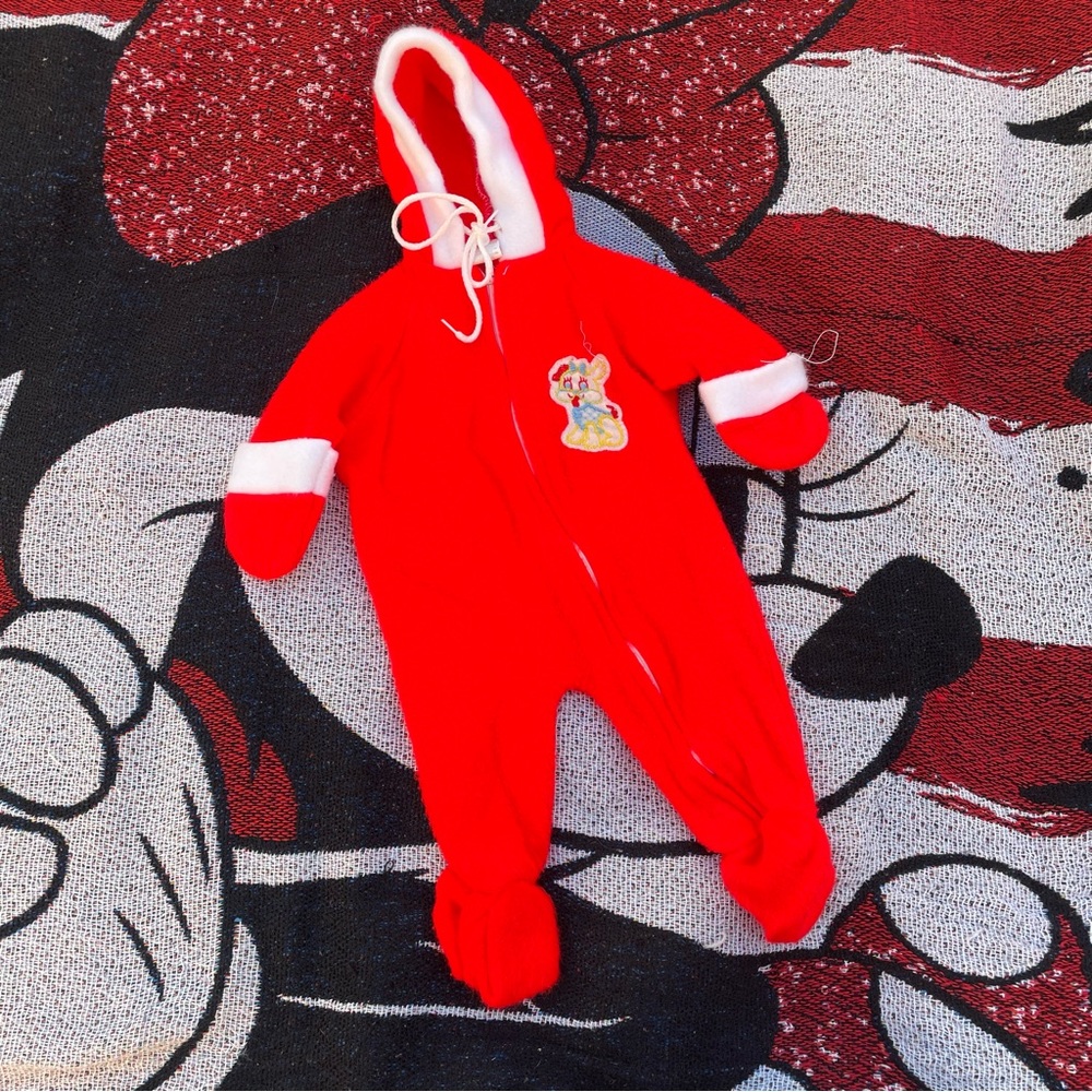 VINTAGE TODDLE TIME JC PENNEY RED FLEECE PAJAMAS SIZE 0/9 MONTHS ACRYLIC